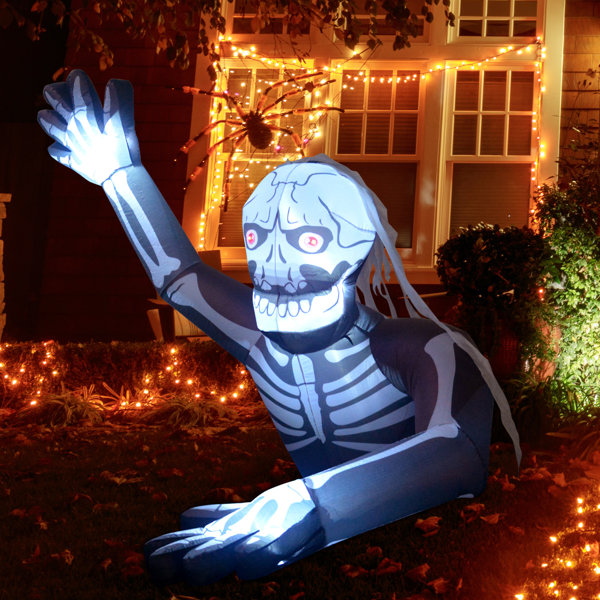 The Holiday Aisle® Ellender Halloween Inflatable 6FT Inflatable